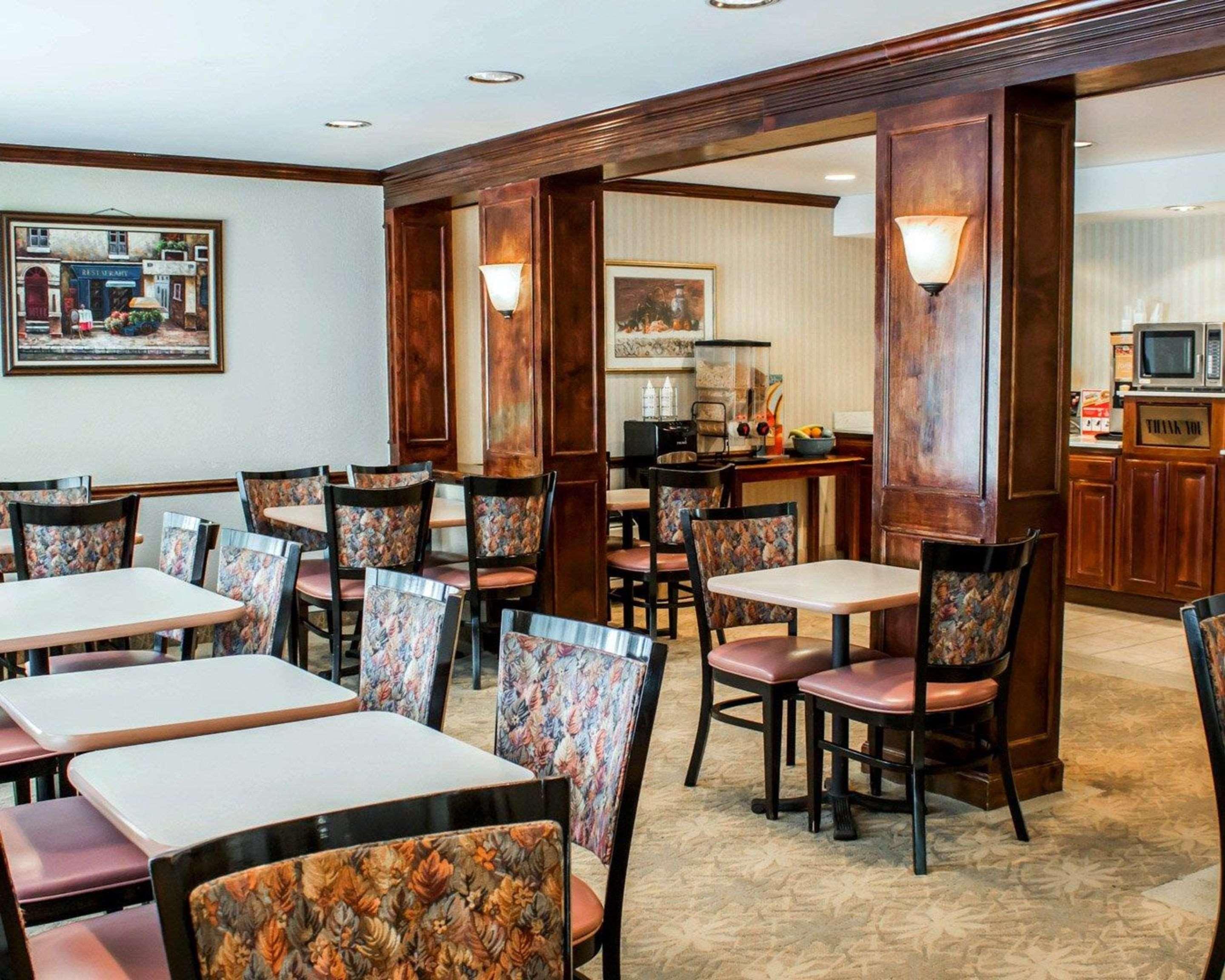 Quality Inn Rocky Mount Exterior foto