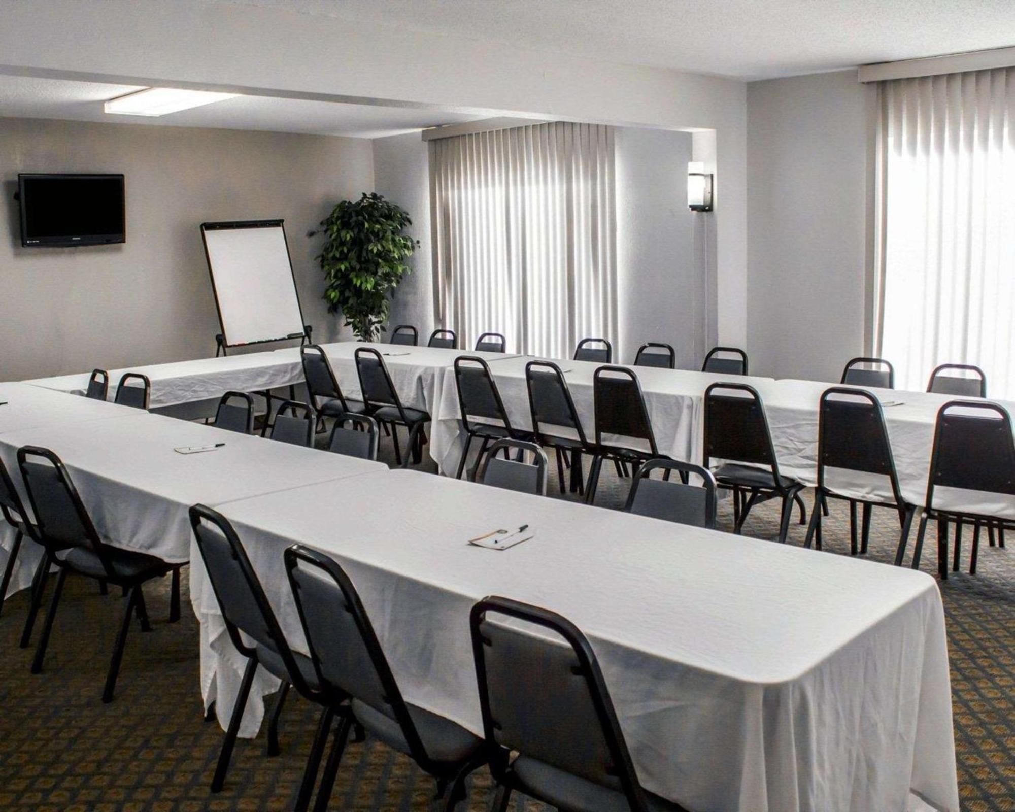 Quality Inn Rocky Mount Exterior foto